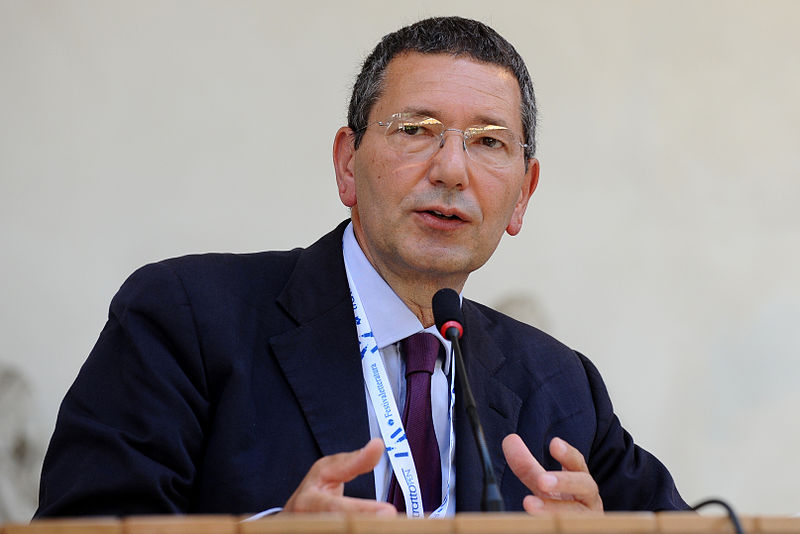ignazio_marino_-_festivaletteratura_2012_02.JPG